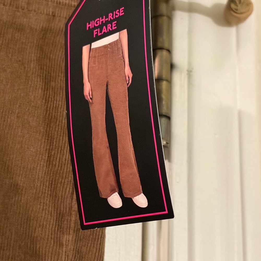 No Boundaries Brown Flare High-Rise Pants - Picture 5 of 12